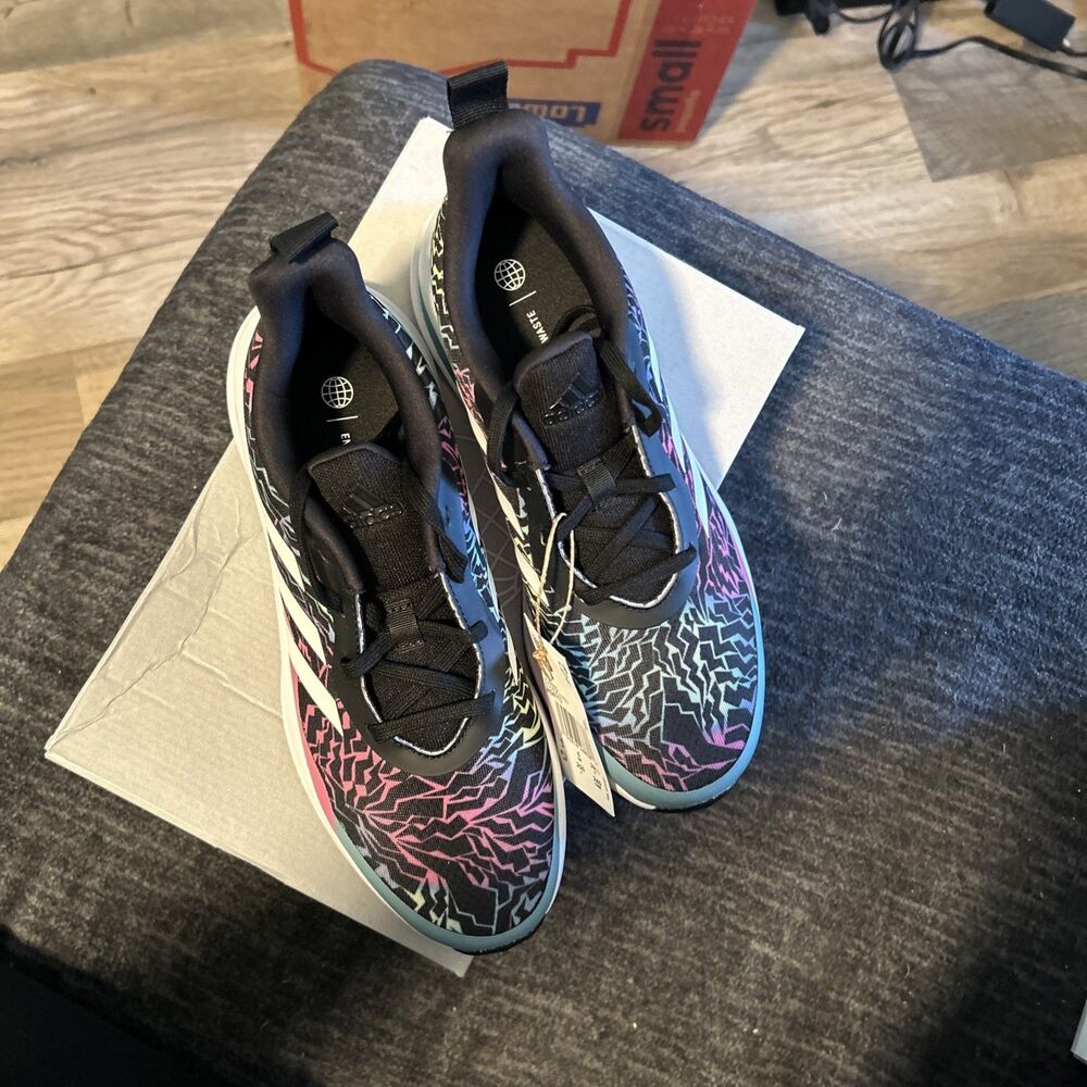 Adidas Multicolor Graphic Low-Top  Size Unisex 6.5 New With Box